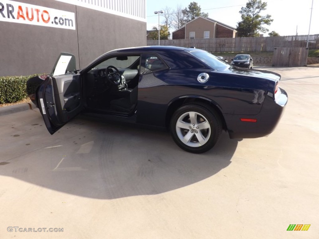 2013 Challenger SXT - Jazz Blue Pearl / Dark Slate Gray photo #9