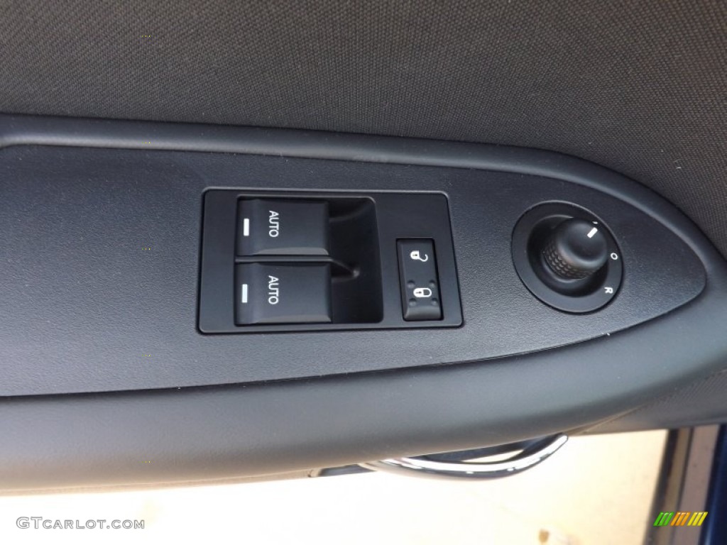2013 Challenger SXT - Jazz Blue Pearl / Dark Slate Gray photo #35