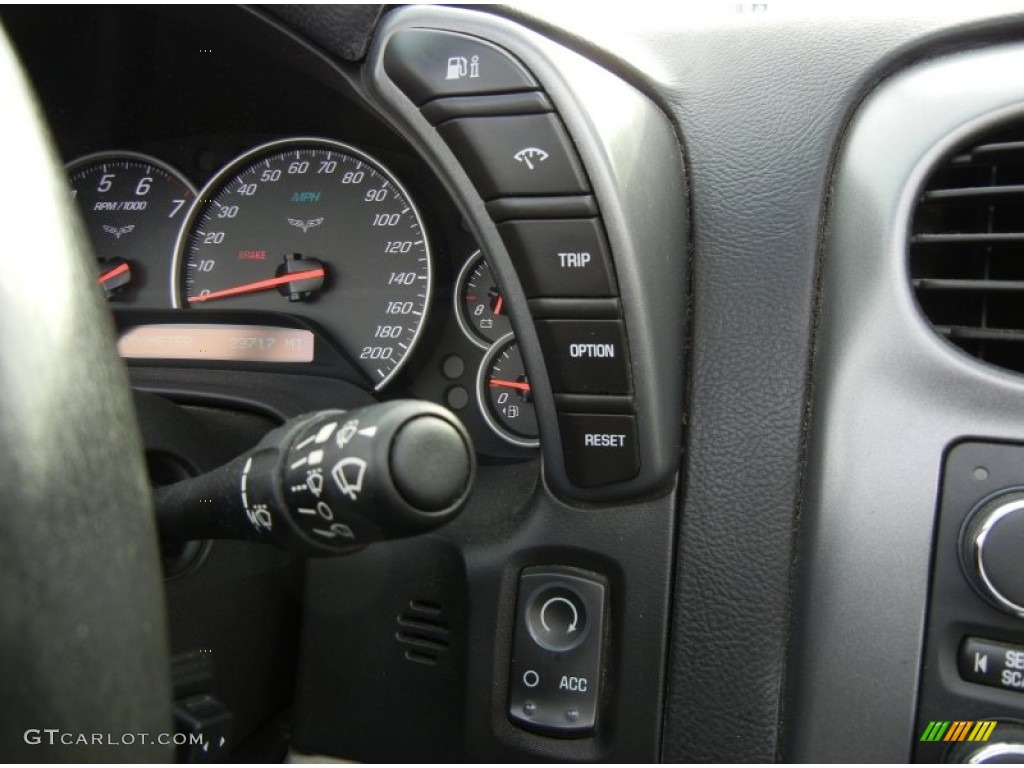 2006 Chevrolet Corvette Convertible Controls Photo #76297847