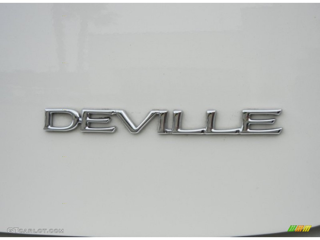 2004 DeVille Sedan - Cotillion White / Cashmere photo #9