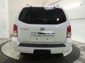 Avalanche White - Pathfinder SV 4x4 Photo No. 5