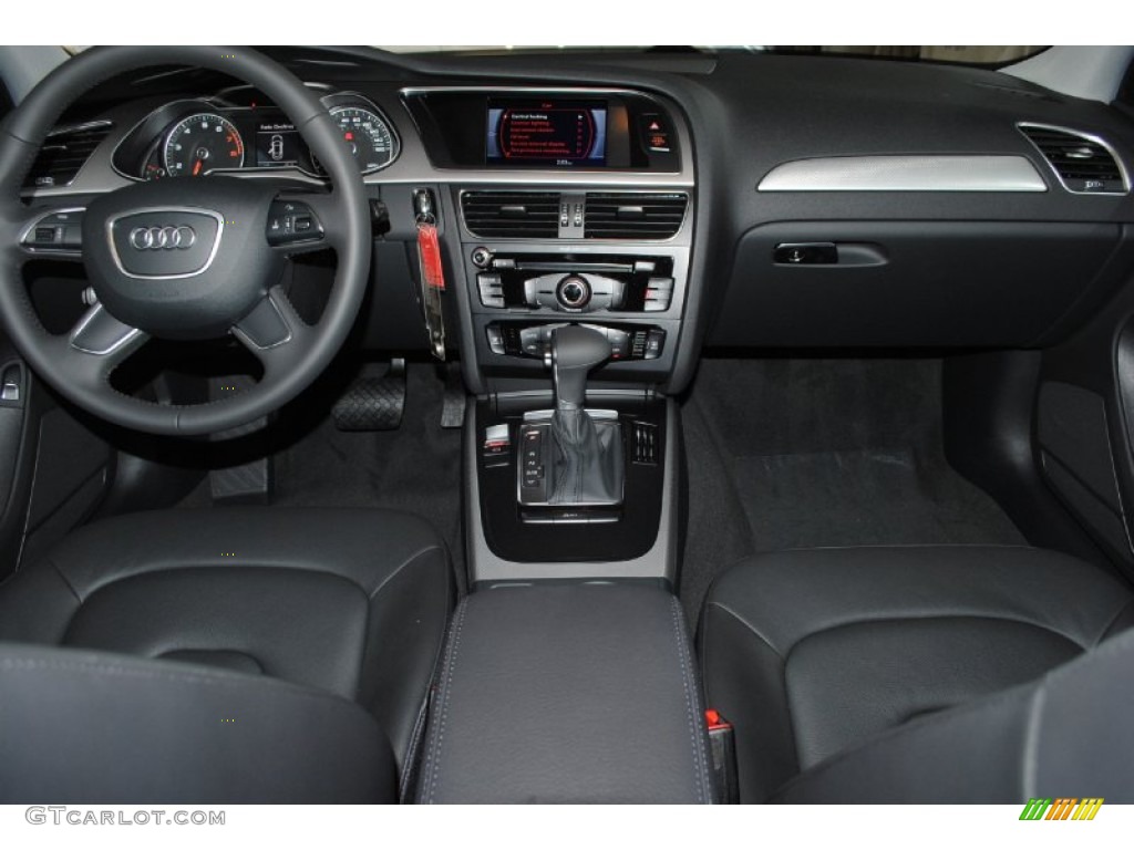 2013 A4 2.0T Sedan - Brilliant Black / Black photo #24