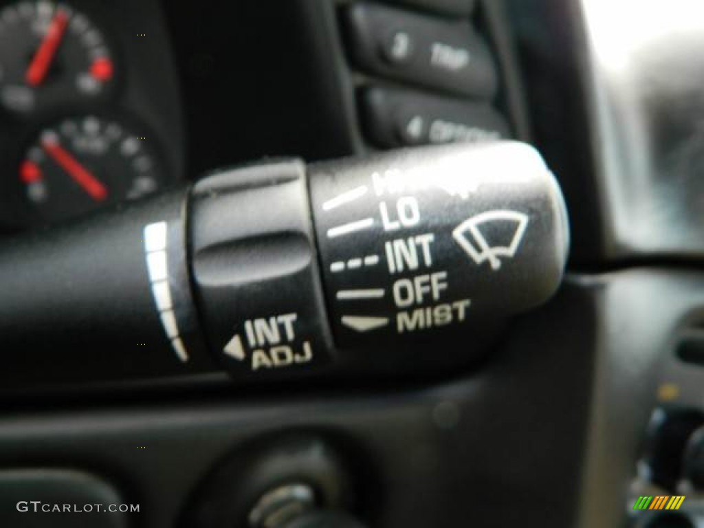 2004 Chevrolet Corvette Convertible Controls Photo #76307708