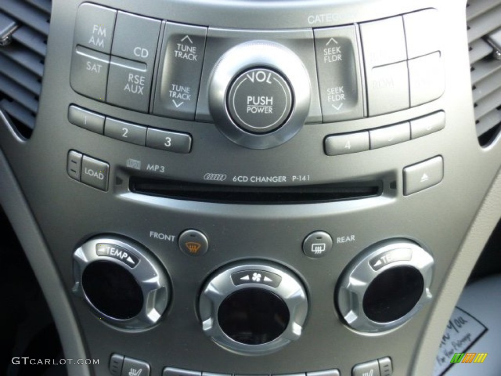 2013 Subaru Tribeca 3.6R Limited Controls Photo #76307711