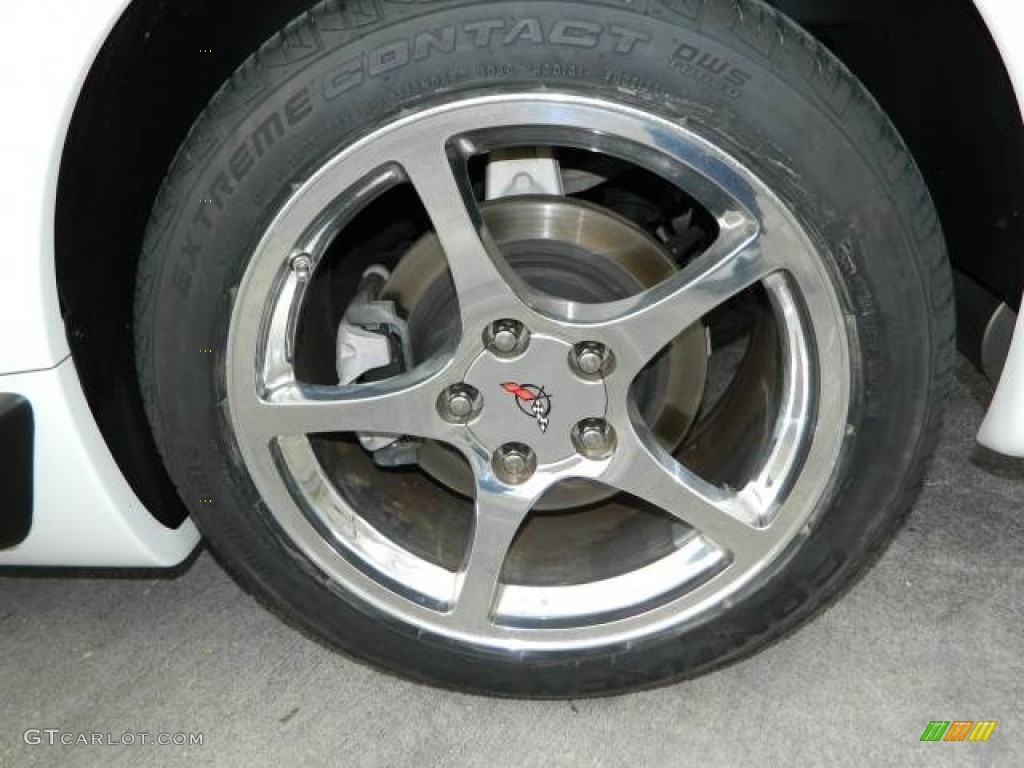 2004 Corvette Convertible - Arctic White / Light Oak photo #28