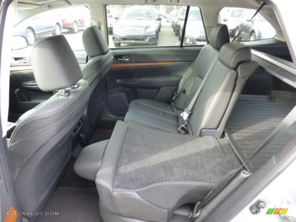 2013 Subaru Outback 2.5i Limited Rear Seat Photo #76308272
