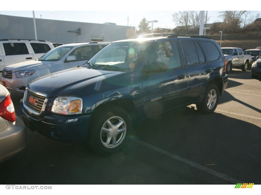 2005 Envoy SLE 4x4 - Superior Blue Metallic / Light Gray photo #4