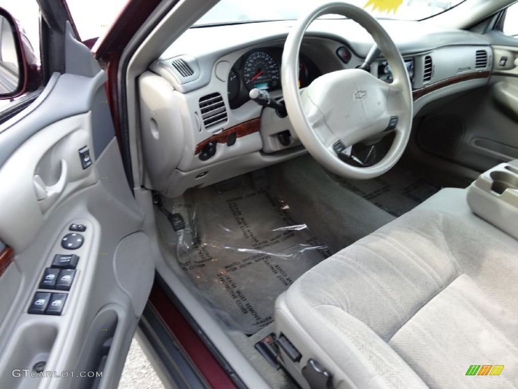 Medium Gray Interior 2004 Chevrolet Impala Standard Impala Model Photo #76311665