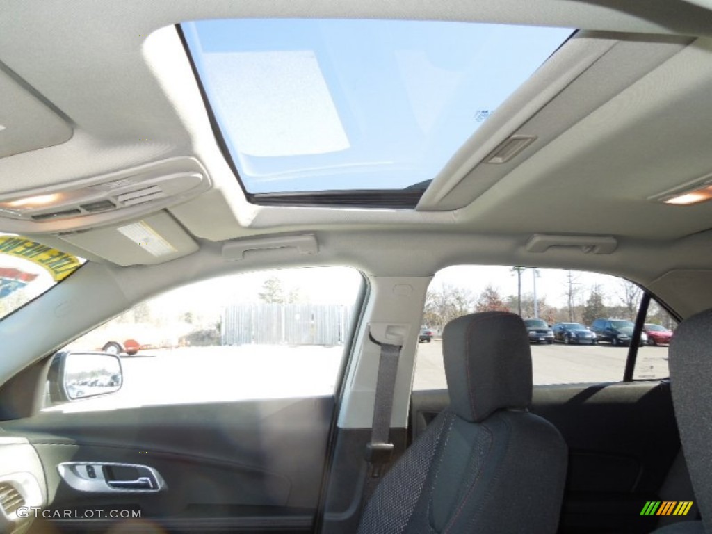 2012 Chevrolet Equinox LT Sunroof Photos