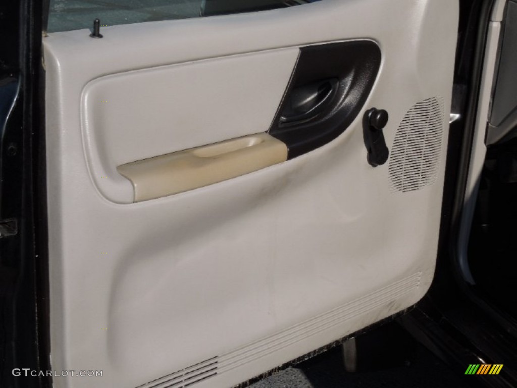 1998 Ford Ranger Sport Regular Cab Medium Graphite Door Panel Photo #76314407