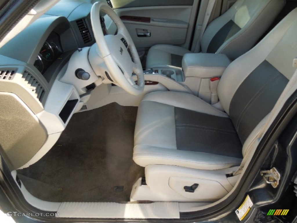 2007 Jeep Grand Cherokee Limited 4x4 Front Seat Photo #76314885