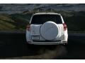 Super White - RAV4 V6 4WD Photo No. 4