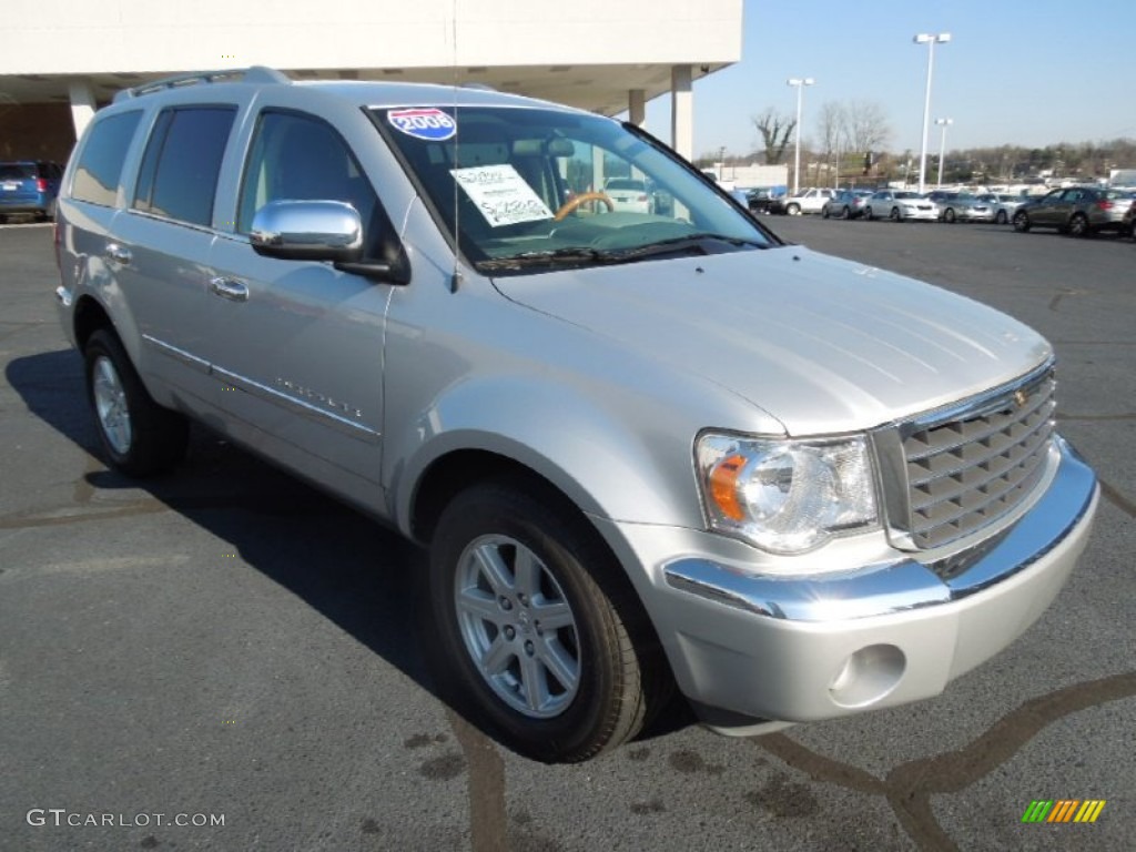 Bright Silver Metallic 2008 Chrysler Aspen Limited Exterior Photo #76315715