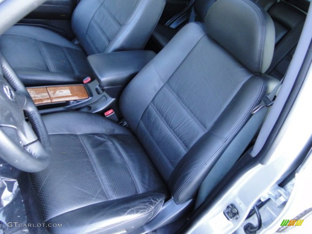 2003 Nissan Pathfinder LE 4x4 Front Seat Photo #76317974