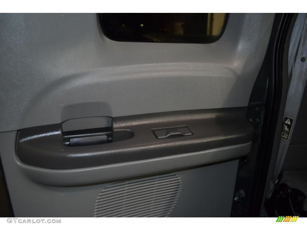 2006 F250 Super Duty XLT SuperCab 4x4 - Dark Shadow Gray Metallic / Medium Flint photo #26