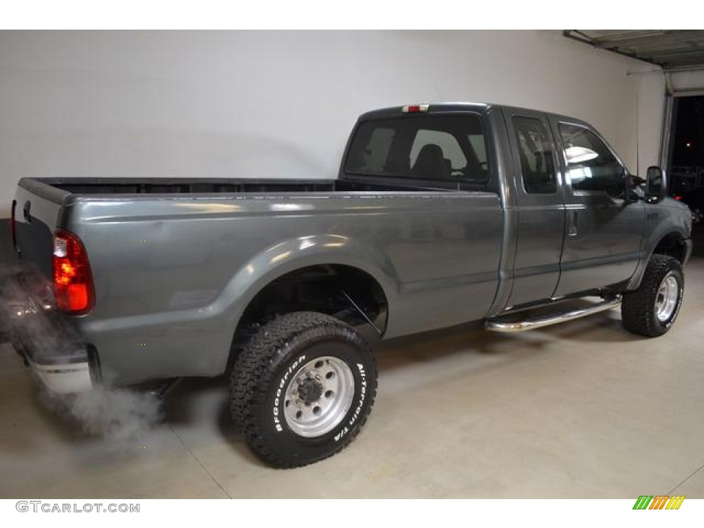 2006 F250 Super Duty XLT SuperCab 4x4 - Dark Shadow Gray Metallic / Medium Flint photo #33