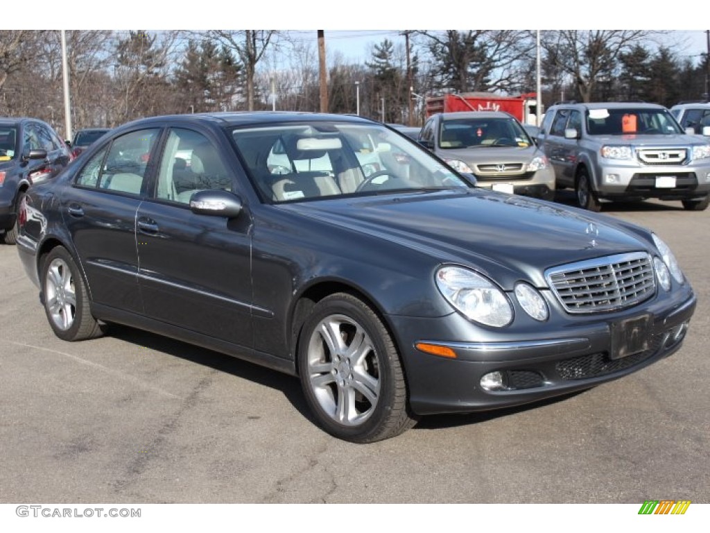 2006 Mercedes-Benz E 350 4Matic Sedan Exterior Photos