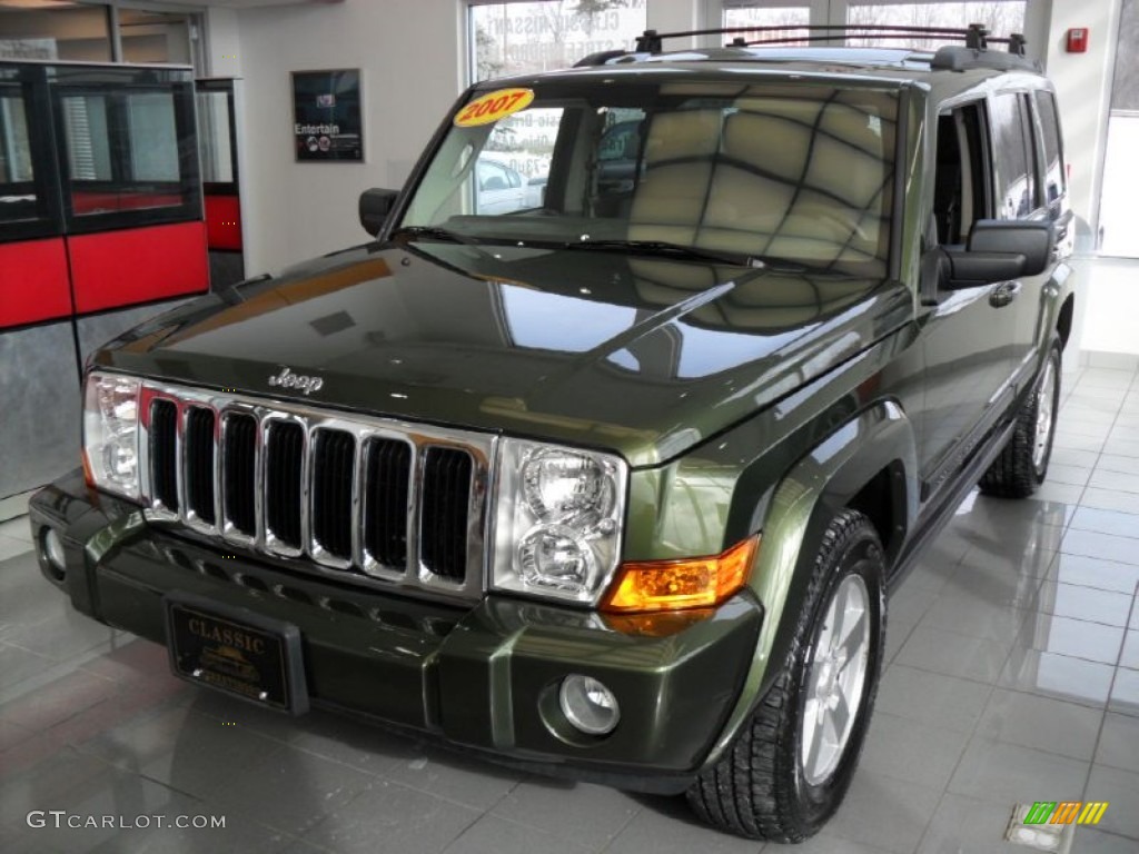 Jeep Green Metallic 2007 Jeep Commander Sport 4x4 Exterior Photo #76320627