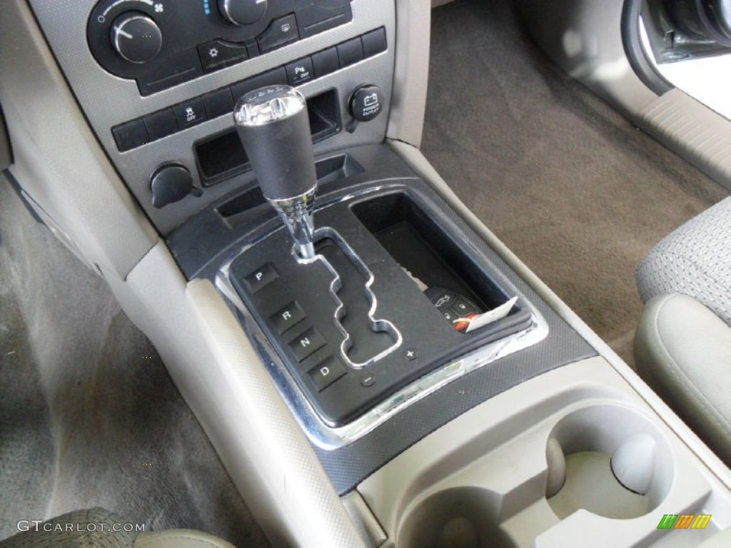2007 Jeep Commander Sport 4x4 5 Speed Automatic Transmission Photo #76320925