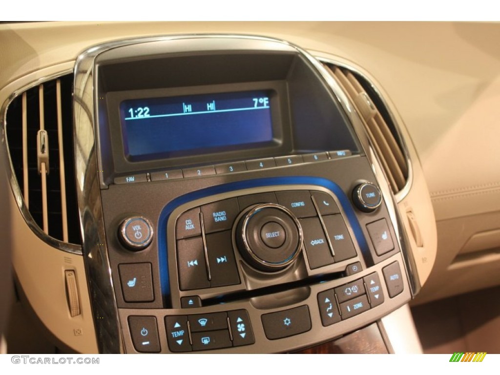 2011 Buick LaCrosse CXL Controls Photo #76322746