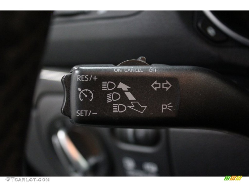 2010 Volkswagen Jetta TDI SportWagen Controls Photo #76324694