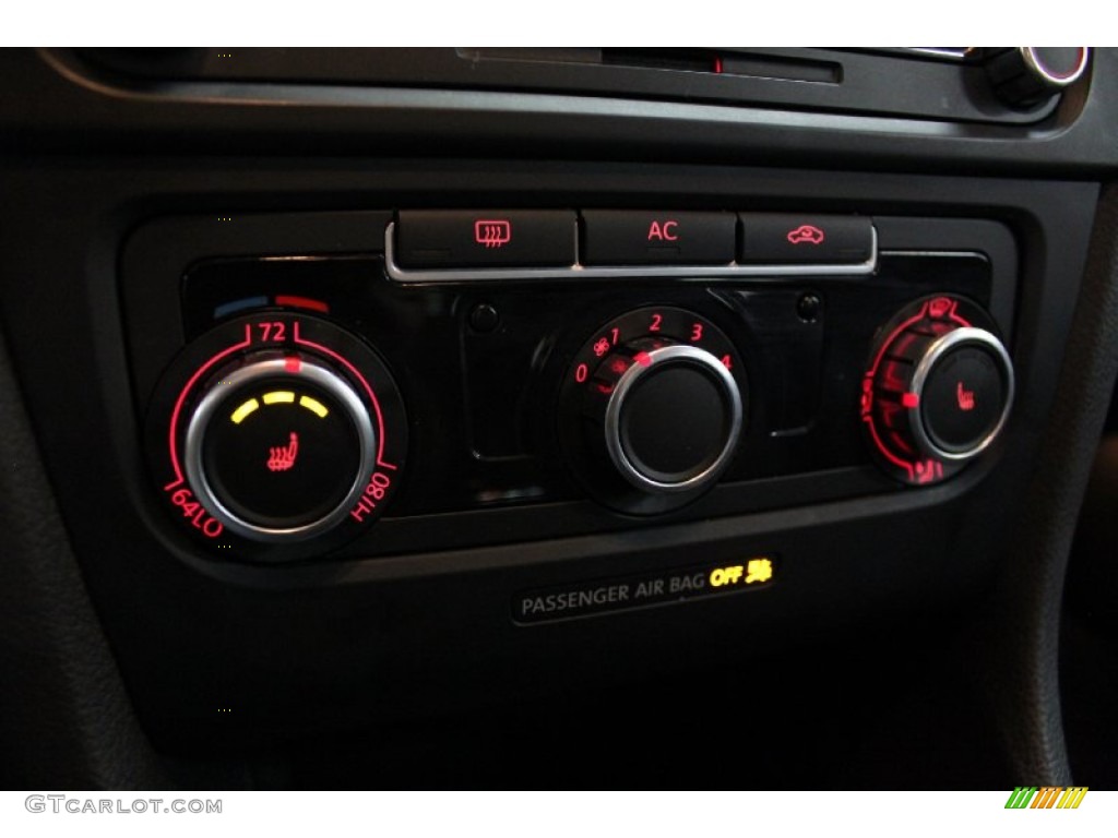2010 Volkswagen Jetta TDI SportWagen Controls Photo #76324778