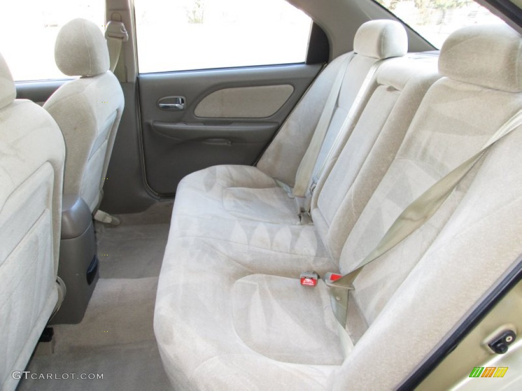 2004 Hyundai Sonata Standard Sonata Model Rear Seat Photo #76324834