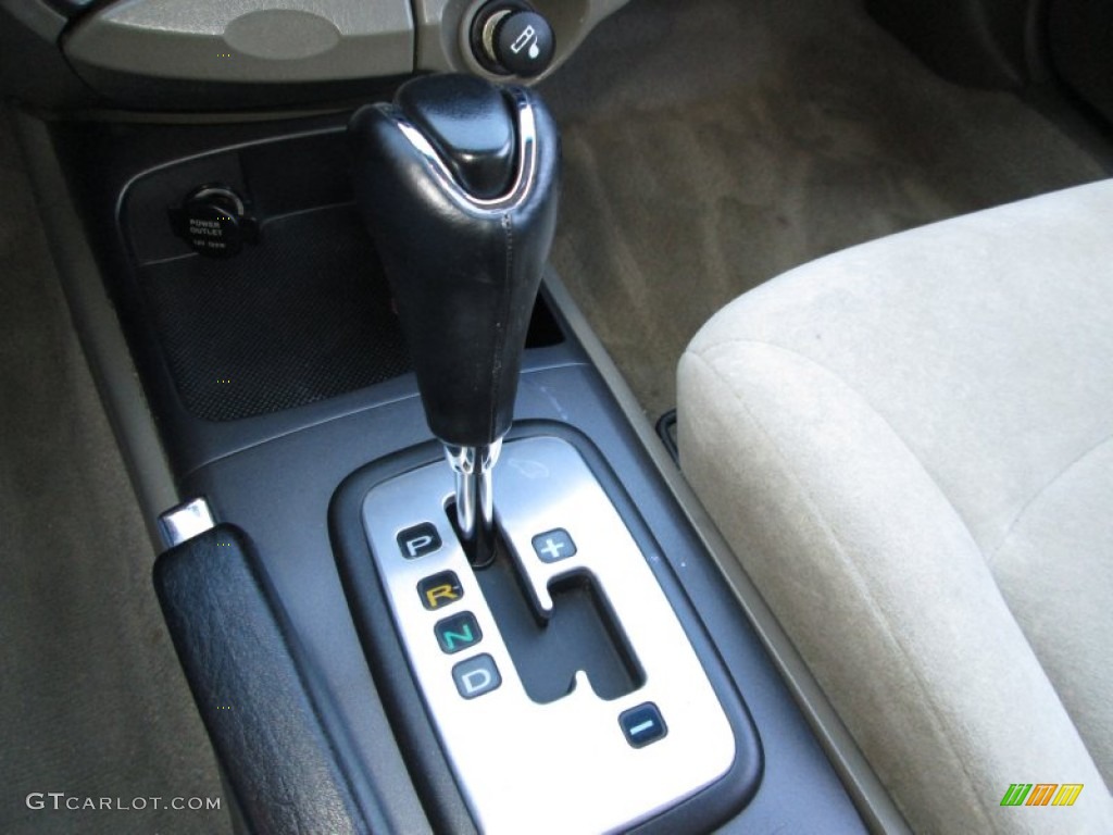 2004 Hyundai Sonata Standard Sonata Model 4 Speed Automatic Transmission Photo #76324880