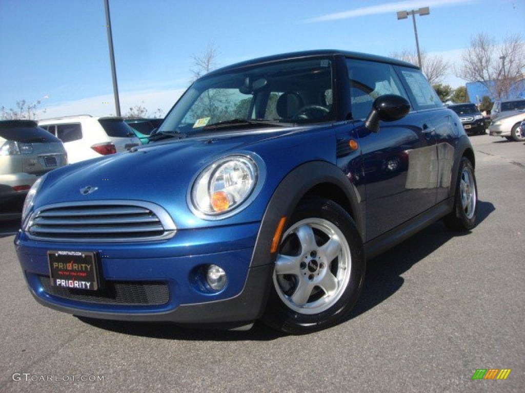 Lightning Blue Metallic Mini Cooper