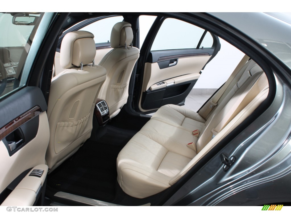 Beige/Black Interior 2007 Mercedes-Benz S 550 4Matic Sedan Photo #76328153