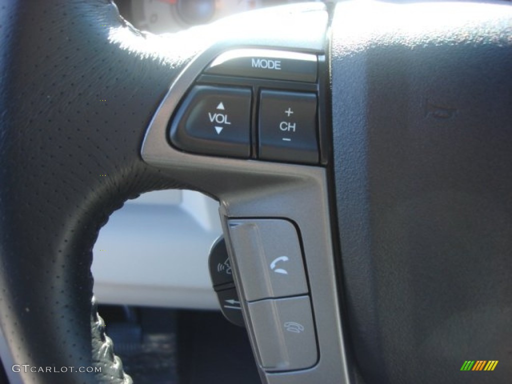 2013 Honda Pilot EX-L 4WD Controls Photo #76328710