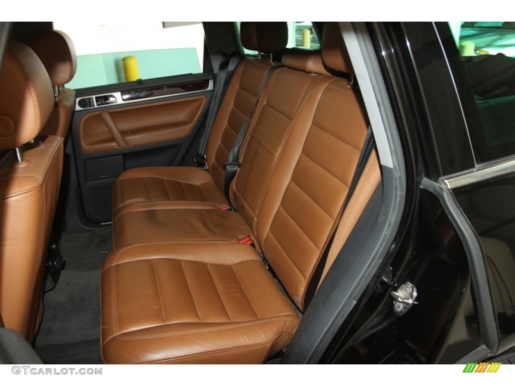 2004 Volkswagen Touareg V10 TDI Rear Seat Photo #76329171