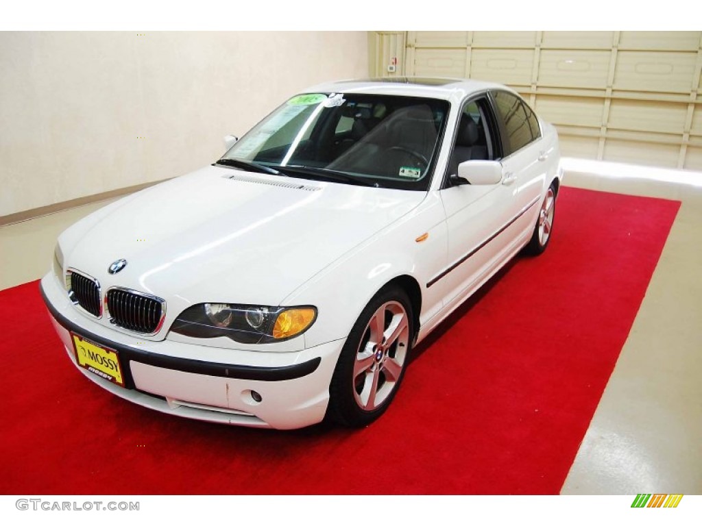 2005 3 Series 330i Sedan - Alpine White / Grey photo #3