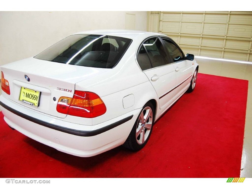 2005 3 Series 330i Sedan - Alpine White / Grey photo #6
