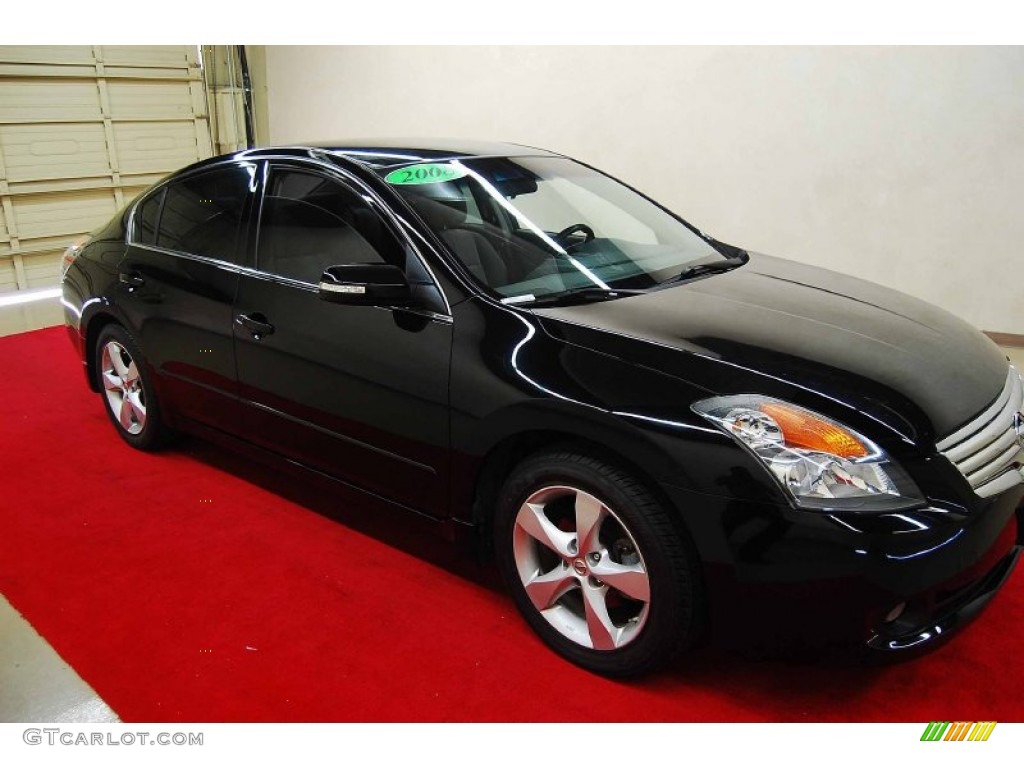 Super Black Nissan Altima