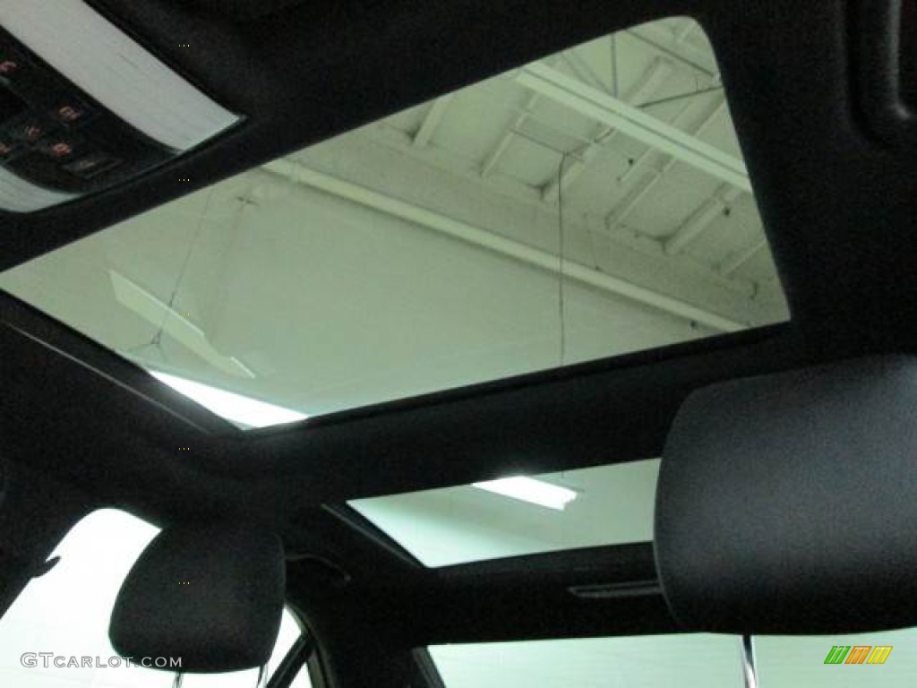 2010 Mercedes-Benz E 63 AMG Sedan Sunroof Photo #76329947