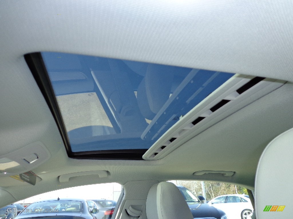 2013 Audi A4 2.0T Sedan Sunroof Photos