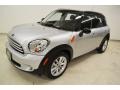 Crystal Silver Metallic - Cooper Countryman Photo No. 5