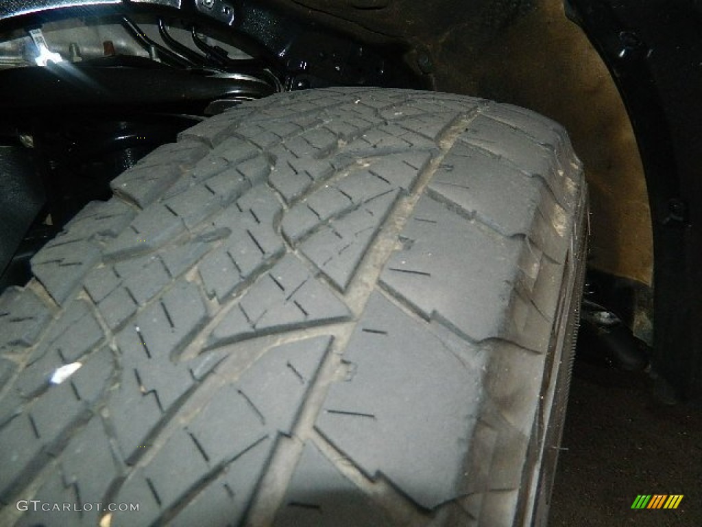 2011 Tundra Double Cab - Super White / Graphite Gray photo #11