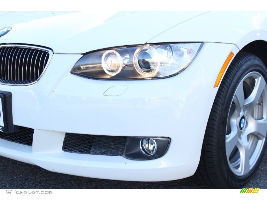 2010 3 Series 328i xDrive Coupe - Alpine White / Black photo #28