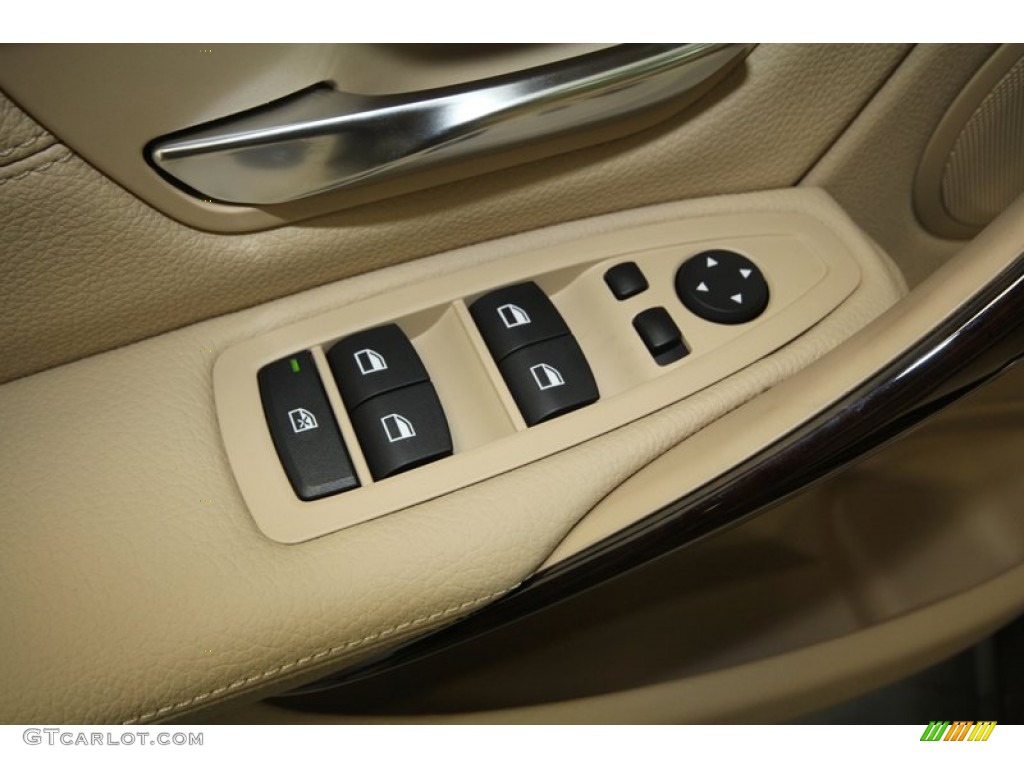 2013 BMW 3 Series 328i Sedan Controls Photo #76336423