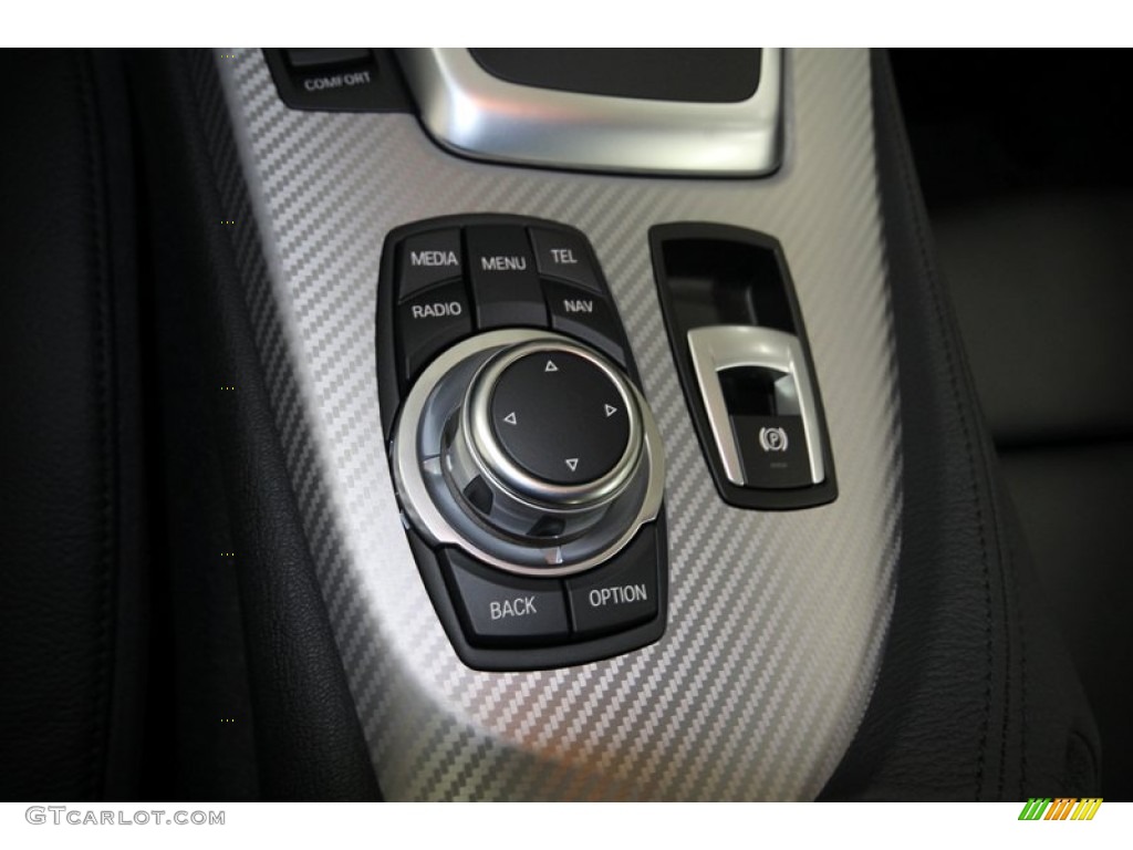 2013 BMW Z4 sDrive 35i Controls Photo #76337132