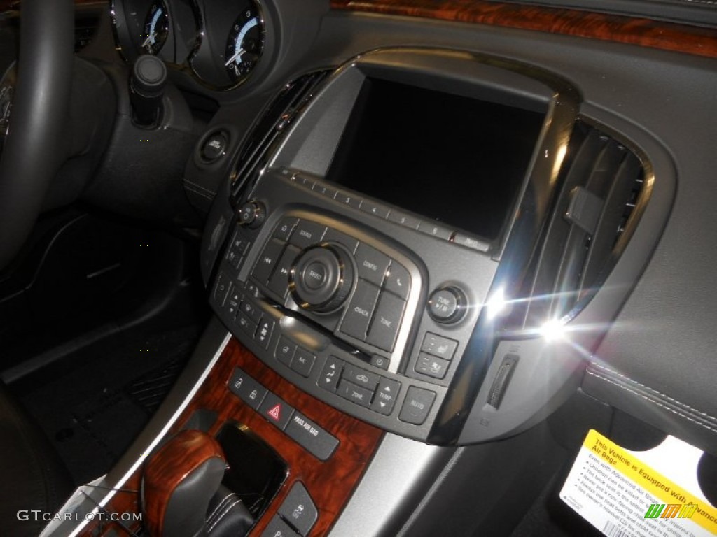 2013 Buick LaCrosse FWD Controls Photo #76337227