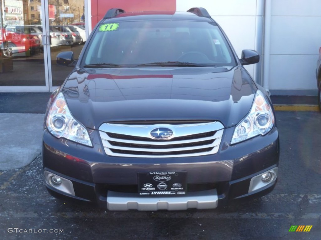 2011 Outback 3.6R Limited Wagon - Graphite Gray Metallic / Off Black photo #1