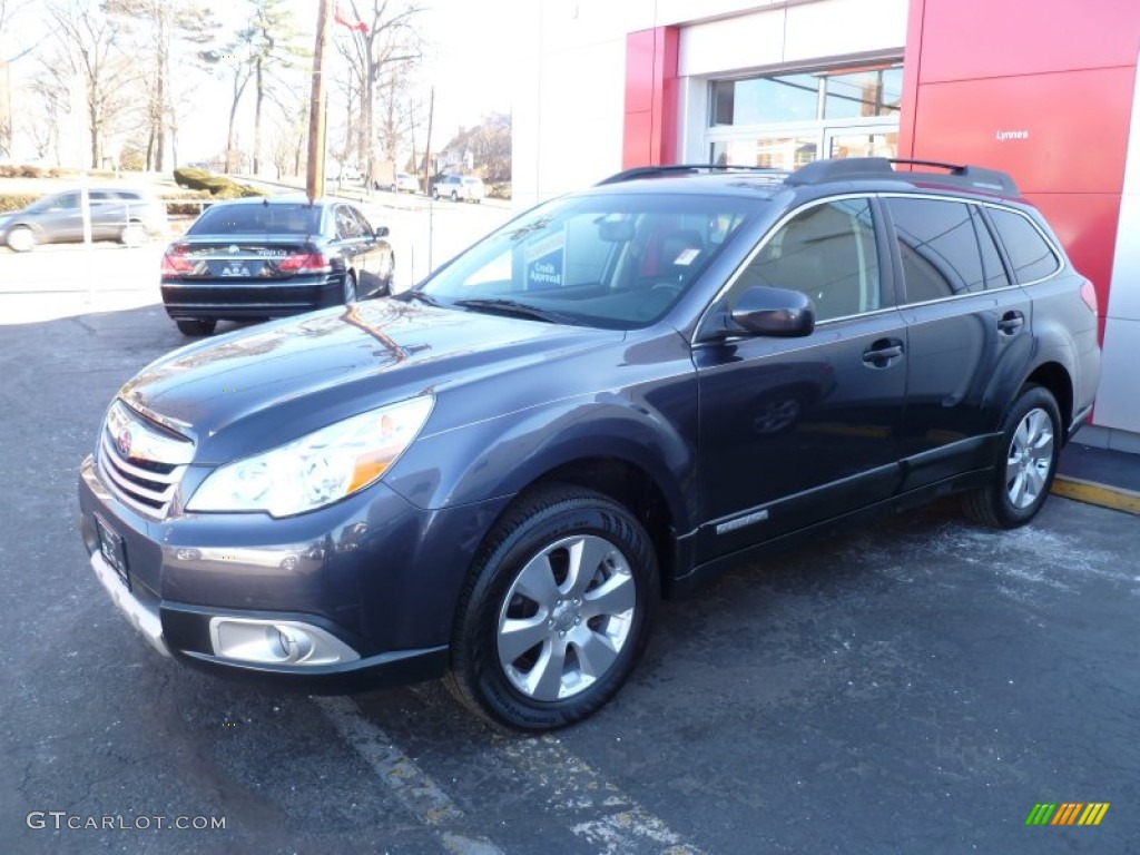 2011 Outback 3.6R Limited Wagon - Graphite Gray Metallic / Off Black photo #3