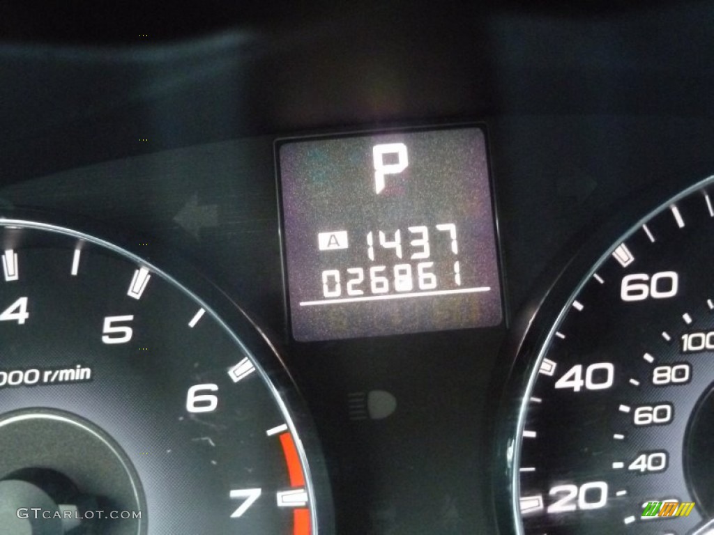 2011 Outback 3.6R Limited Wagon - Graphite Gray Metallic / Off Black photo #18