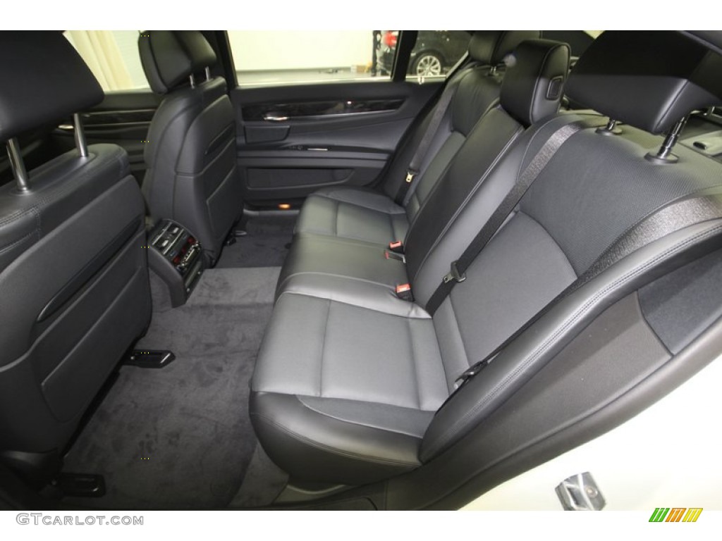 2013 BMW 7 Series 750Li Sedan Rear Seat Photo #76339231