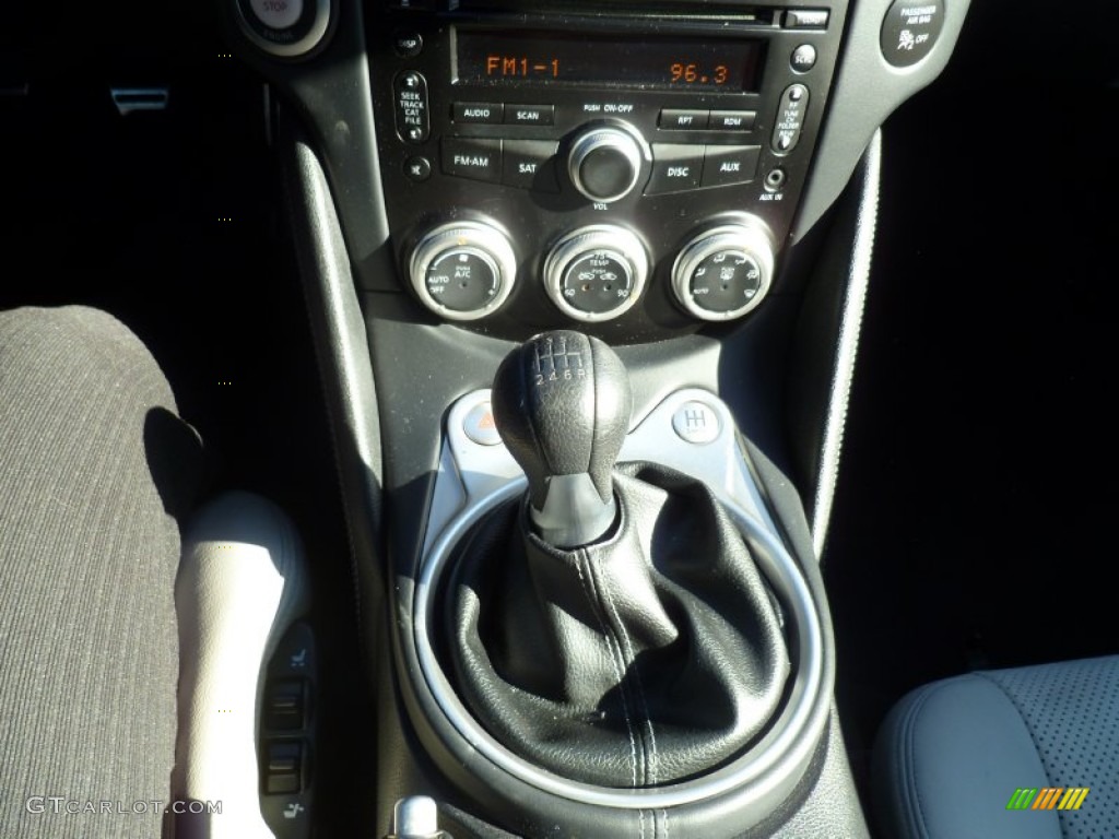 2009 Nissan 370Z Sport Touring Coupe 6 Speed SynchroRev Match Manual Transmission Photo #76339409