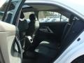 Super White - Camry SE Photo No. 18