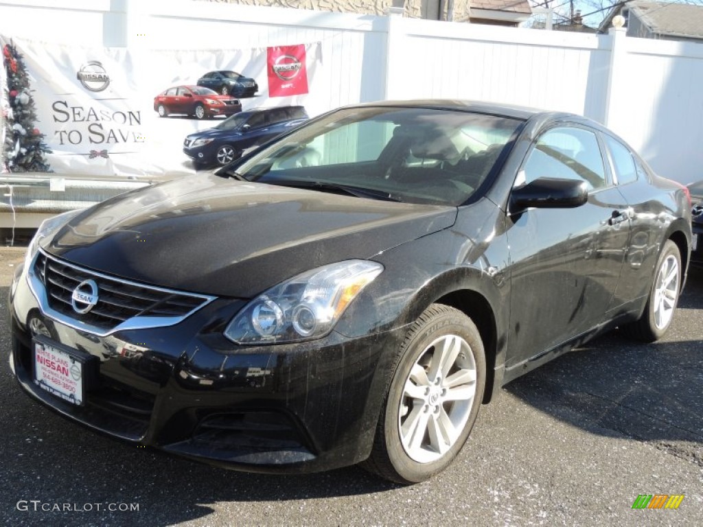 Super Black Nissan Altima